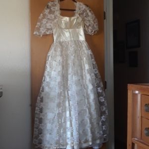 Vintage OOAK Jessica McClintock Cream Ballgown